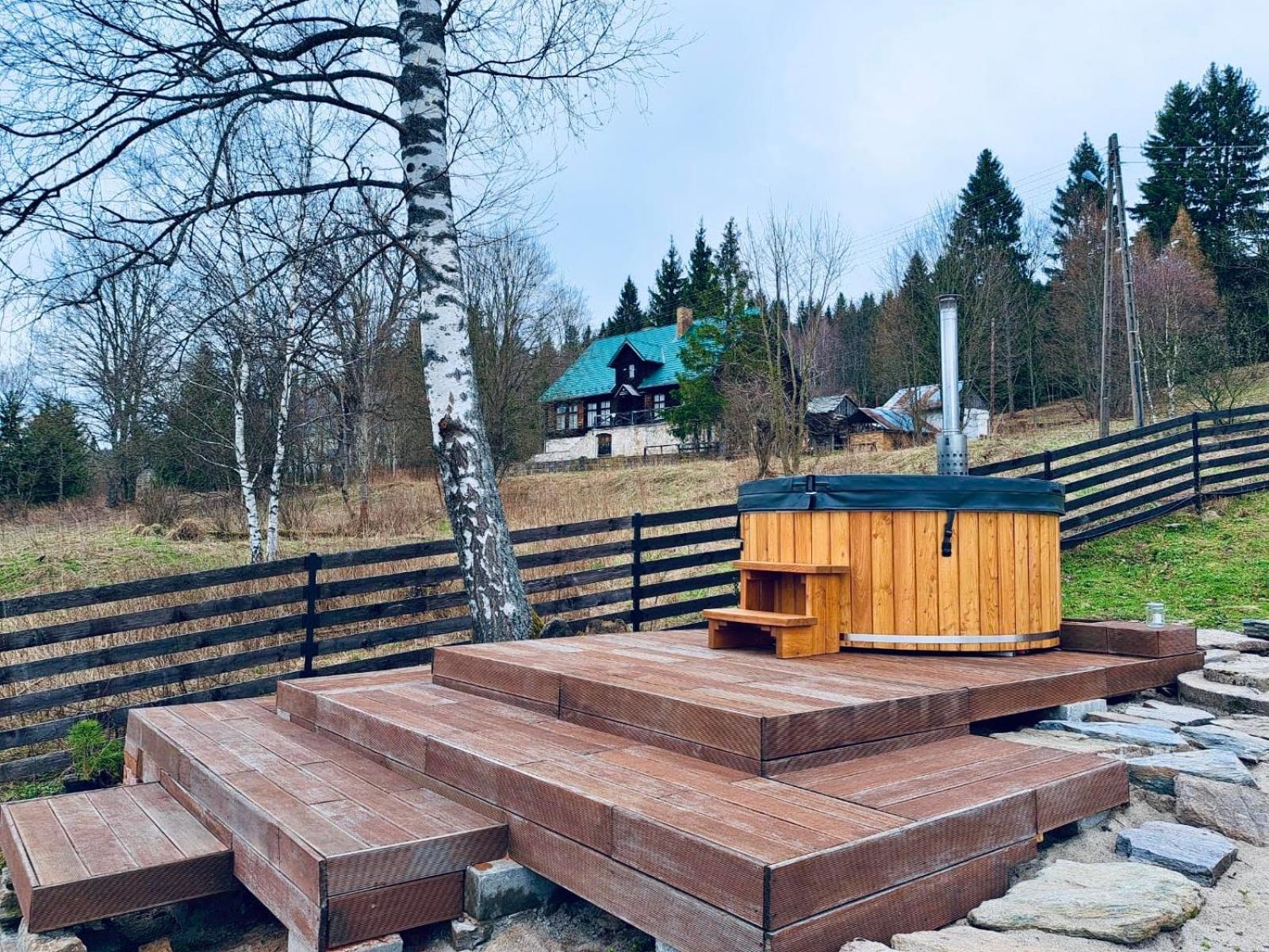 Chata Nad Dzika Orlica Z Jacuzzi Poniatow Exteriér fotografie