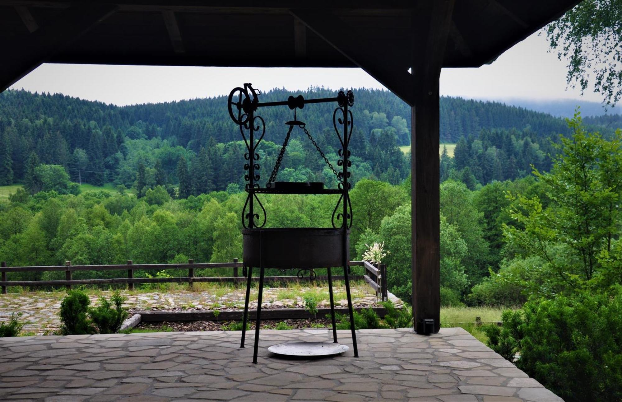 Chata Nad Dzika Orlica Z Jacuzzi Poniatow Exteriér fotografie