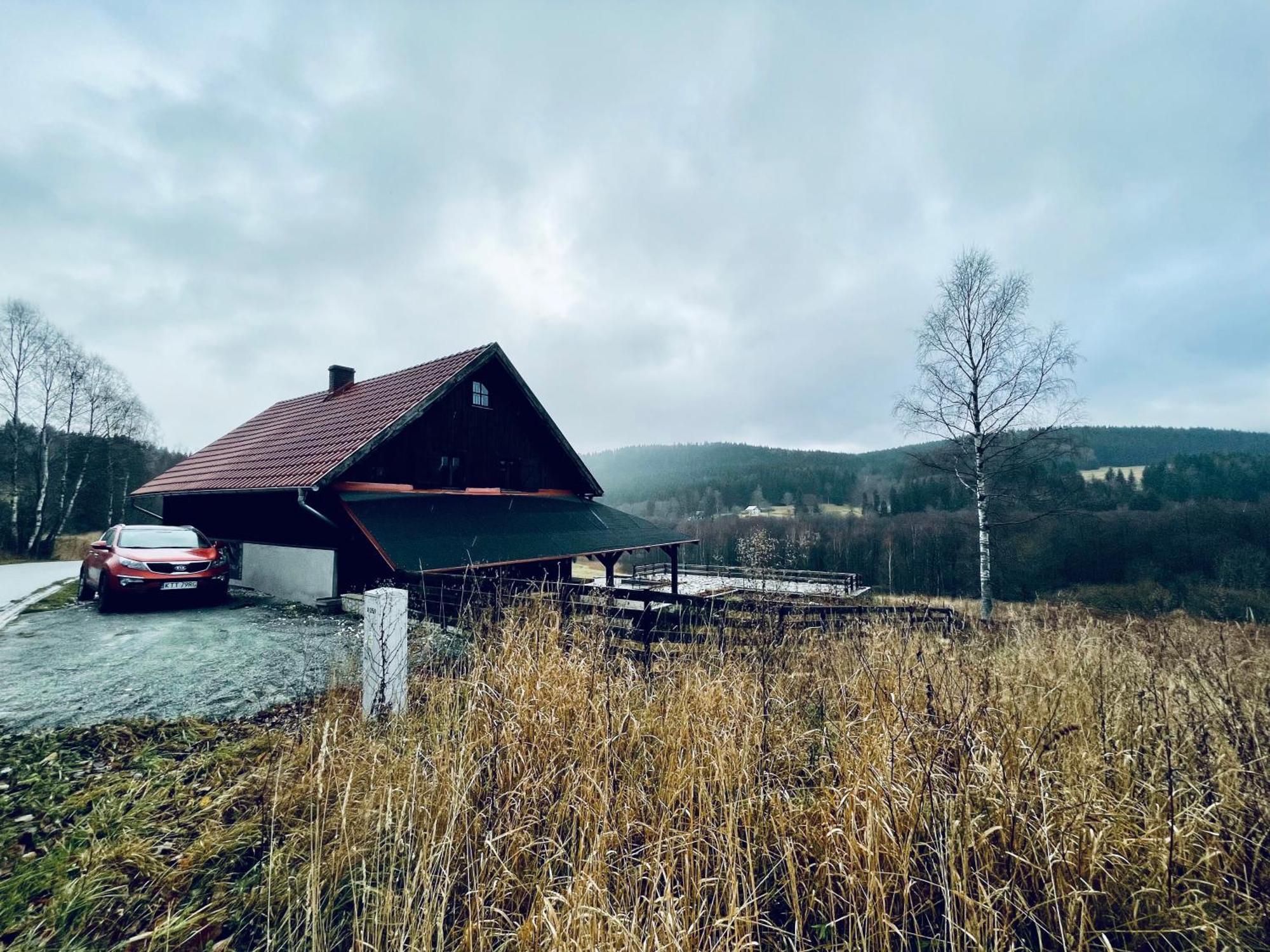 Chata Nad Dzika Orlica Z Jacuzzi Poniatow Exteriér fotografie